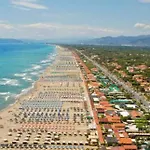 Bice In Versilia