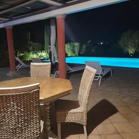 Bice In Versilia Villa Pietrasanta